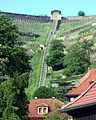 Spitzhaustreppe mit Muschelpavillon