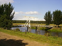 Bridge over the Regge