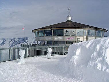 La terrasse enneigée.