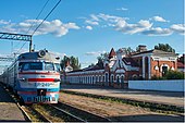 Пригородный электропоезд Запорожье — Никополь