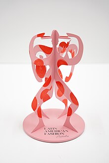 An example of the Studio Lenca Trophy for the Latin American Fashion Awards, 2023, photo from Nommadics