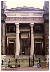 Portique de l'église presbytérienne (en) à Nashville.