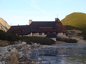 Schronisko PTTK w Dolinie Pięciu Stawów Polskich