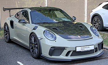 Porsche 911 GT3 RS (991.2) with Weissach package