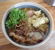 中華そば田村・中華そば 牛肉＋チャーシュー入り にんにく