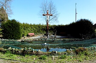 Hochkreuz im Klostergarten