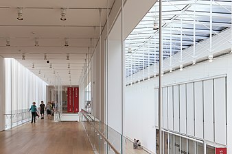 Modern wing of the Art Institute of Chicago (2000–2009)