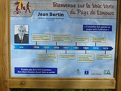 Panneau sur la biographie de l’ingénieur Jean Bertin.