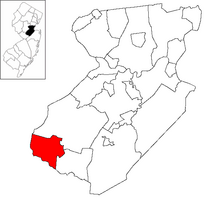 Location of Plainsboro Township in Middlesex County highlighted in red (right). Inset map: Location of Middlesex County in New Jersey highlighted in black (left).