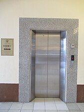 Elevator 2.7 (Ground Floor Entrance)