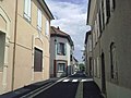 Rue Germain-Bonnecarrère (à gauche, la mairie).