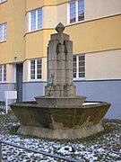 Cubistic fountain in a Bauhaus housing complex