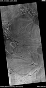 Twisted bands on the floor of Hellas Planitia, as seen by HiRISE under HiWish program
