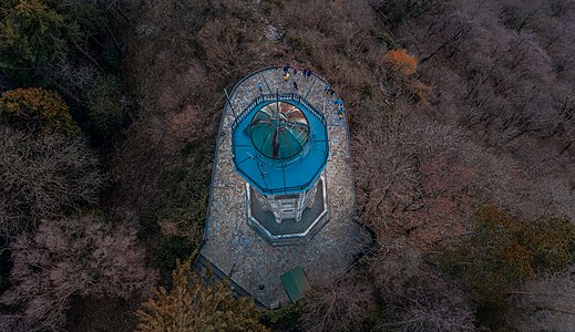 Faro Voltiano Autunno Scatto di: Maurizio Moro