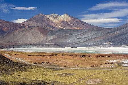Cerros de Incahuasi, by Luca Galuzzi (edited by Julia W)