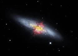 M82の磁場