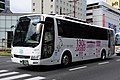 F649, 미쓰비시후소 에어로 버스로, 130th SASEBO 2019의 함대 컬렉션과 관련된 랩핑이 이루어진 버스이다.