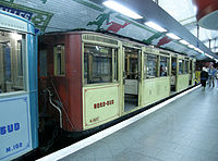 Former Nord-Sud Sprague-Thomson first class carriages at the station