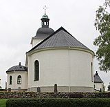 Kyrkan från öster