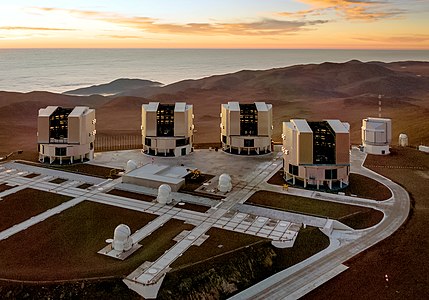Very Large Telescope, by ESO/Gerhard Hüdepohl (edited by Huntster)