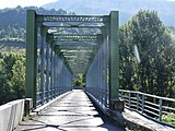 Le pont de la RD 506 sur le Tarn (Aguessac est au premier plan).