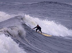 Surfer in Lanuza