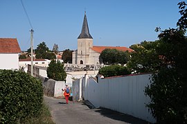 L'Église et le cimetière.