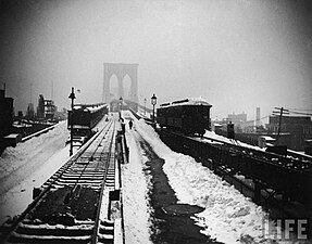 Ponte do Brooklyn durante a nevasca