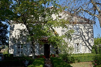 Maison de jeunesse de Jean Jaurès au domaine de la Fédial.