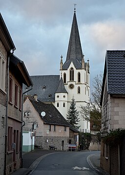 Kyrka i Laubenheim.