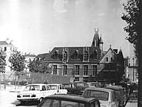 Hôtel des archevêques de Sens en 1981.