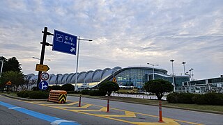 인천공항 제2여객터미널 주차장 진입전