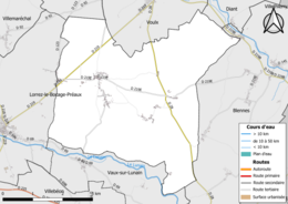 Carte en couleur présentant le réseau hydrographique de la commune