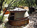 Fours à charbon de bois en Provence.