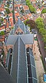 Vue en hauteur de la nef, de la croisée, du chœur et des collatéraux de la Oude Kerk depuis son clocher.