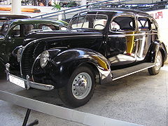 Ford-Vairogs V8 "De Luxe" 1938 года выпуска.