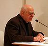 Hans Joachim Schädlich bei einer Lesung im Ludwigshafener Ernst-Bloch-Zentrum, November 2010