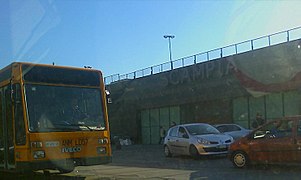 La stazione vista da via Oliviero Zuccarini nel 2007, prima della ristrutturazione