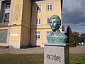 Memorial bust of Sándor Petöfi at Dobó Square