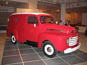 רכב דואר משנת 1949 במוזיאון הדואר
