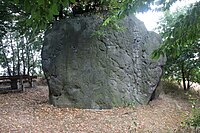 1 Menhir (Dicker Stein)