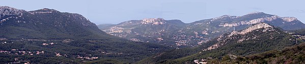 Vue depuis le mont Coudon, proche du mont Faron.