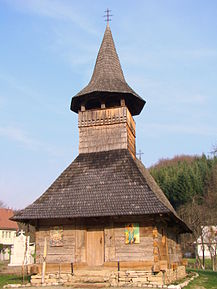 Biserica de lemn „Sfinții Apostoli Petru și Pavel” (monument istoric)