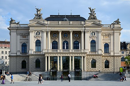 Zürich Opera House, by Roland zh