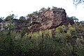 Reste des Schlackenkegelvulkans Nastberg Grube Süd mit Bimsschicht, Schlackenwall und Tuffring (v. o. n. u.)