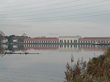 Photographie montrant la centrale de Cusset vue depuis Vaulx-en-Velin