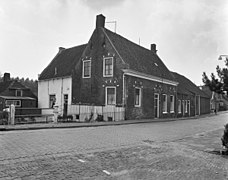 Une ancienne ferme, monument national[5]