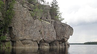 Berges de Puula au sud de l’île Väisälänsaari