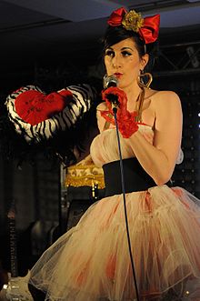 Klara performing with Toxique in 2009.