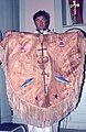 Curé de la paroisse en juillet 1976, chasuble, vêtement sacerdotal